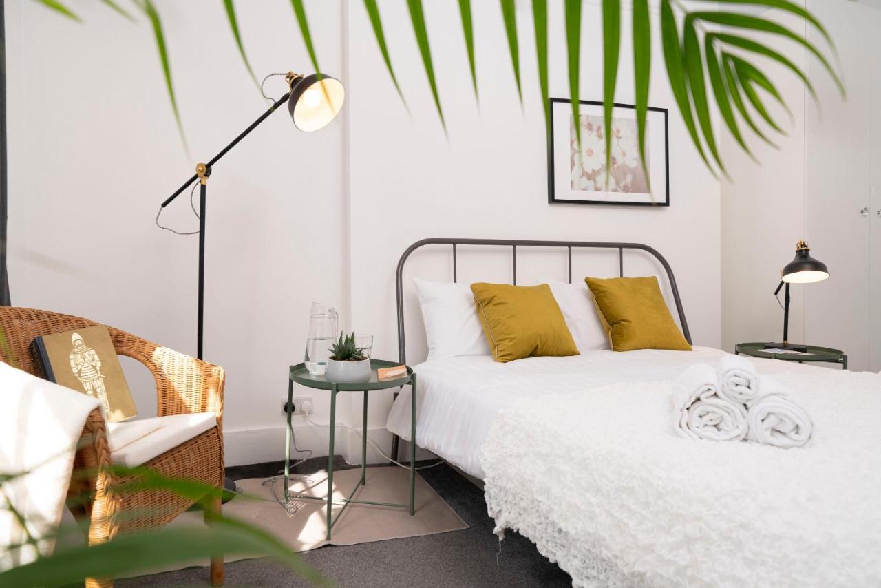 Kensington Nest Serviced Town House Londra Esterno foto